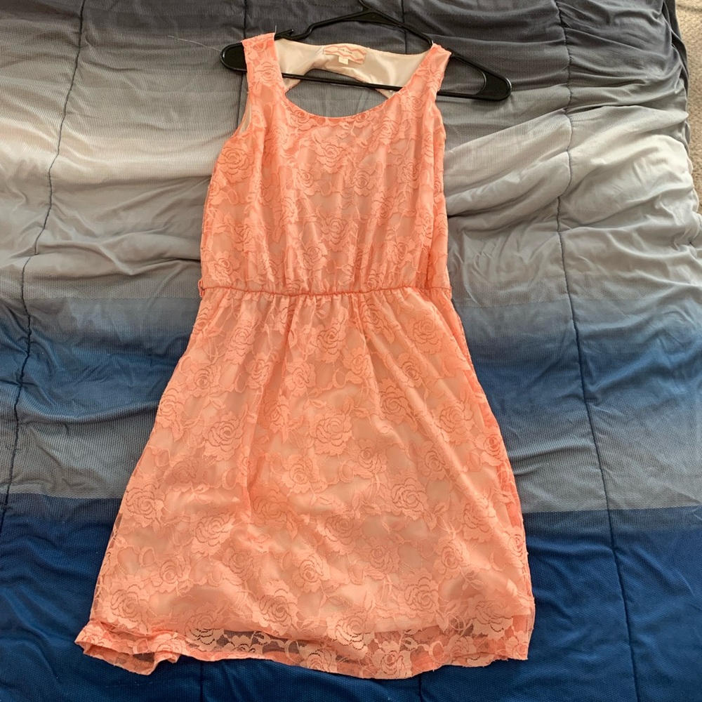 Peach sleeveless dress
